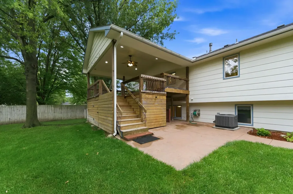 2314 N Amarado Street Wichita KS 67205-6720