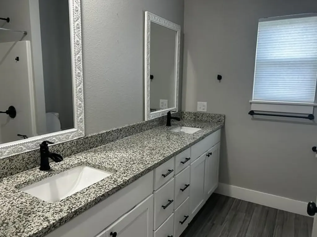 104 Castle Pines Drive Arkansas City KS 67005