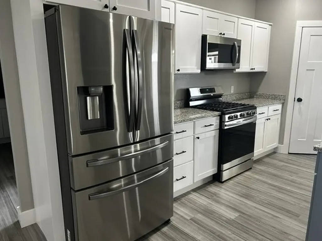 104 Castle Pines Drive Arkansas City KS 67005