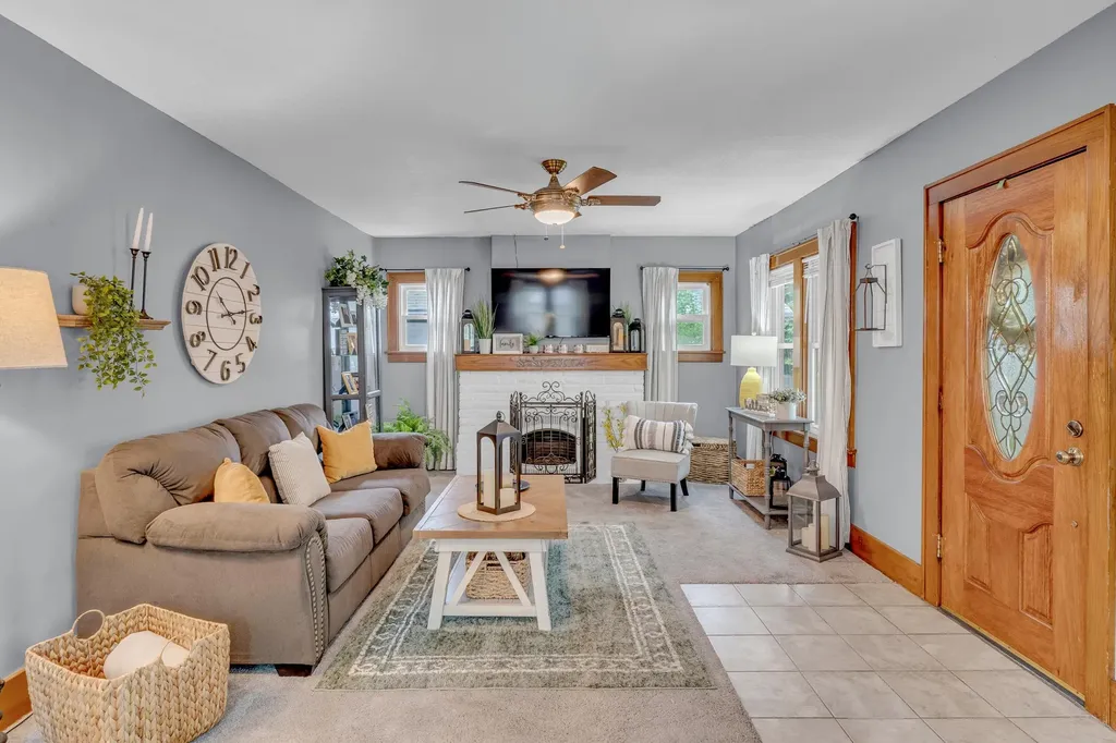 629 S Green Wichita KS 67211
