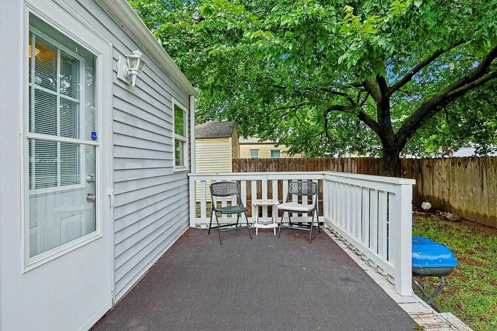 321 E Kinkaid Avenue Wichita KS 67211