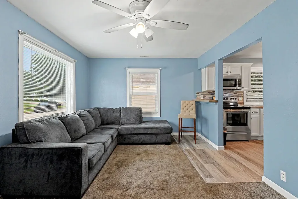 321 E Kinkaid Avenue Wichita KS 67211