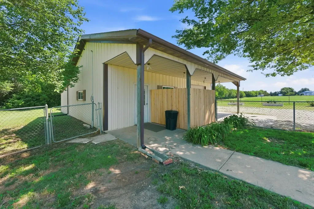 14618 SW 173rd Street Rose Hill KS 67133-8140
