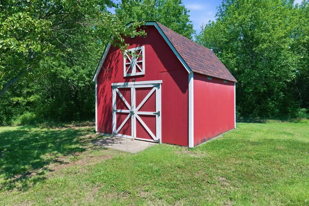 14618 SW 173rd Street Rose Hill KS 67133-8140