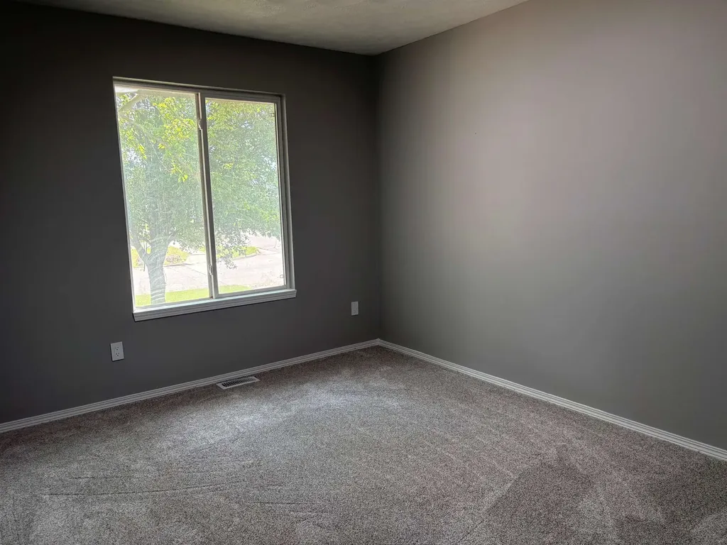 3502 W Fernwood Wichita KS 67217