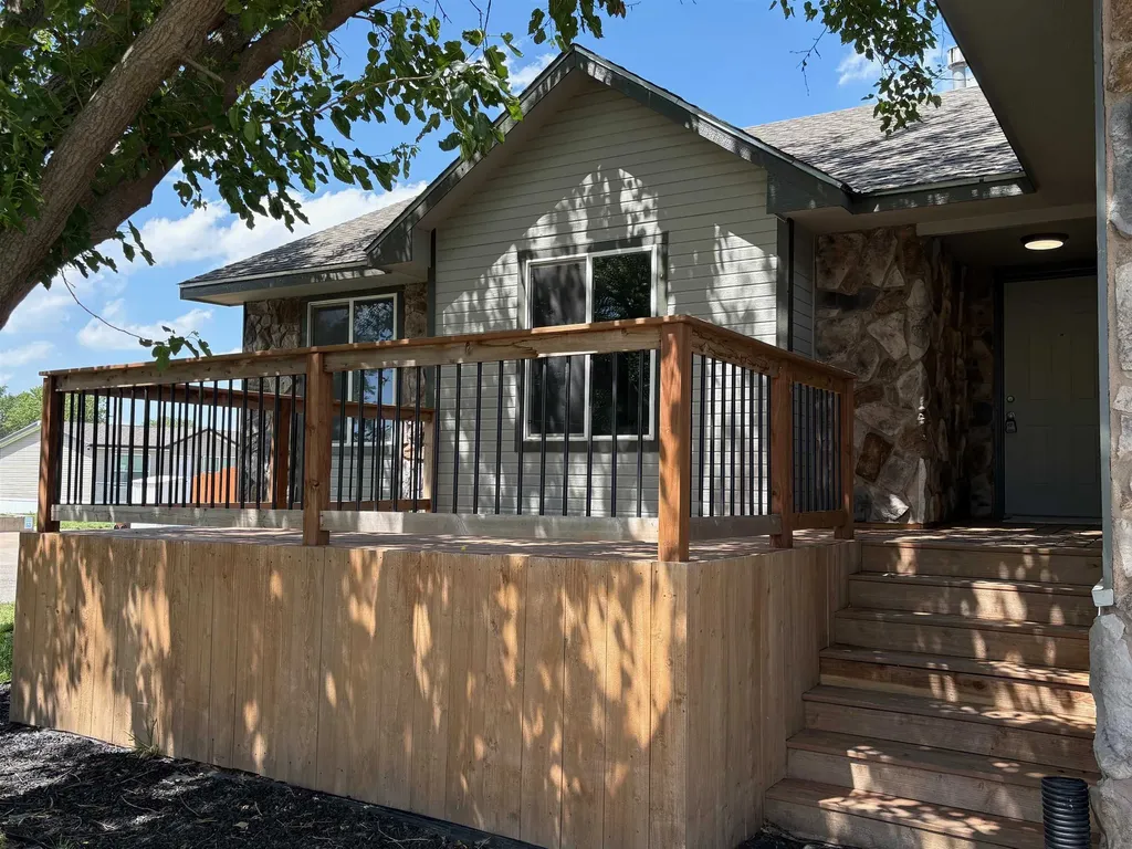 3502 W Fernwood Wichita KS 67217