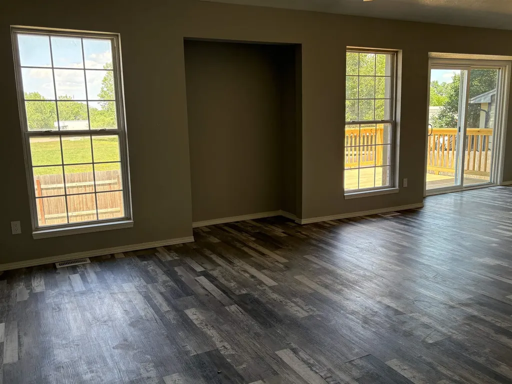 3502 W Fernwood Wichita KS 67217
