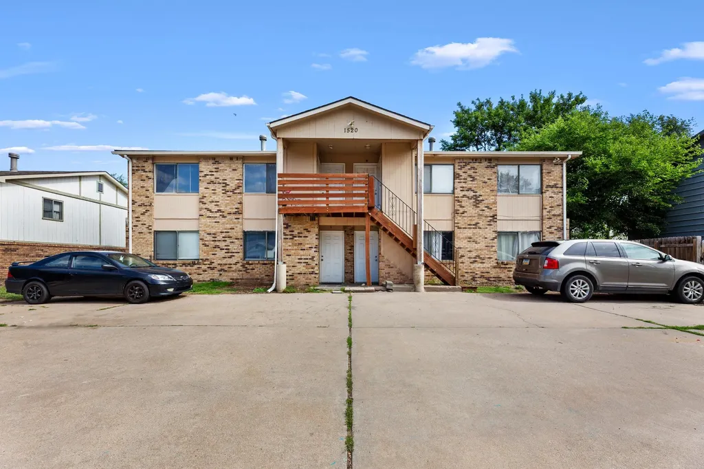 1520 E Fortuna Street Wichita KS 67216