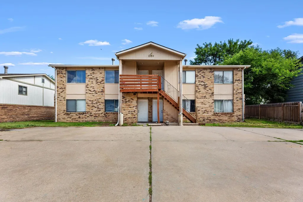 1520 E Fortuna Street Wichita KS 67216