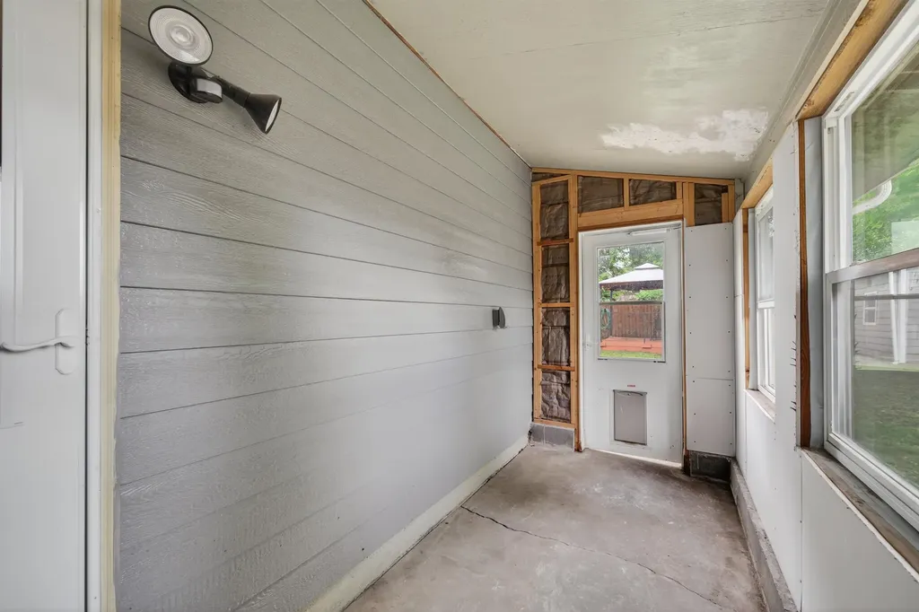 1606 Edgemoor Street El Dorado KS 67042