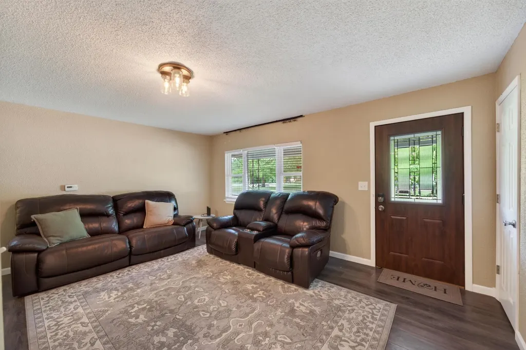1606 Edgemoor Street El Dorado KS 67042