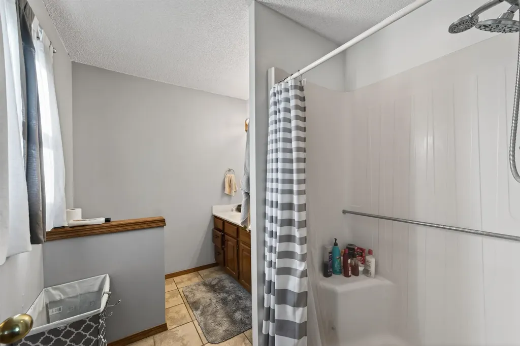 10807 W Par Lane Wichita KS 67212