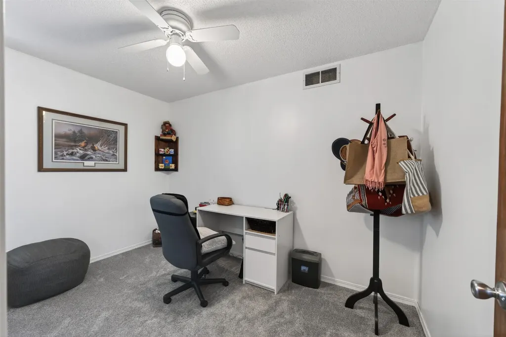 10807 W Par Lane Wichita KS 67212