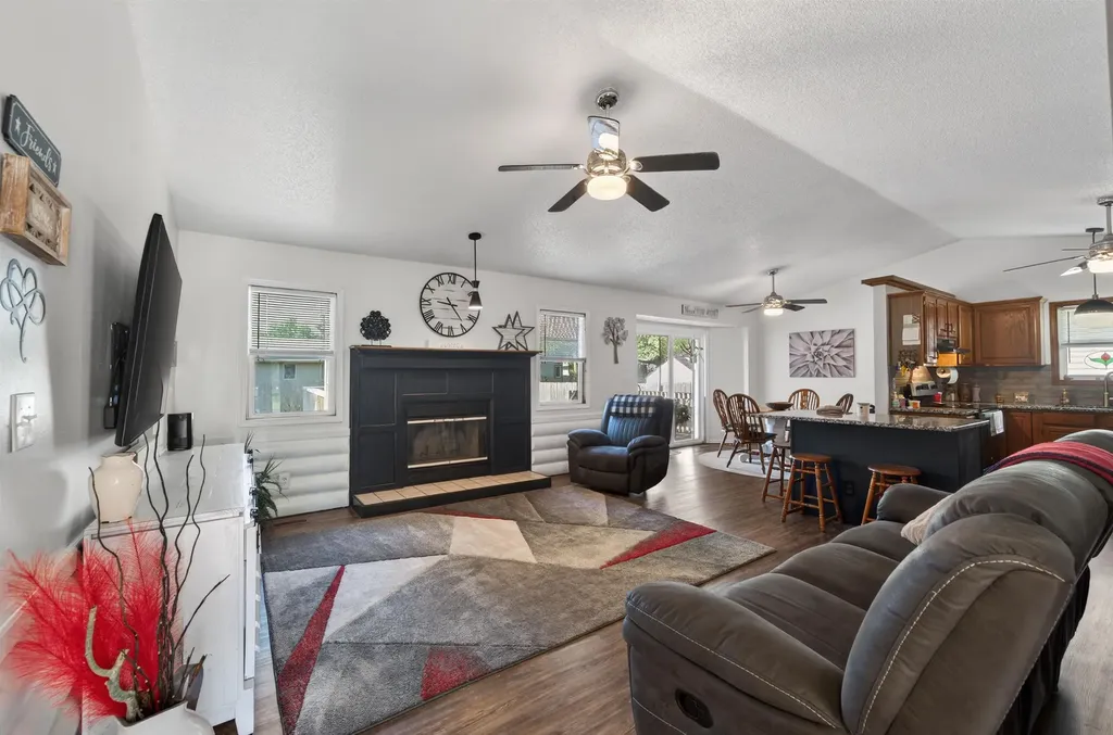 10807 W Par Lane Wichita KS 67212