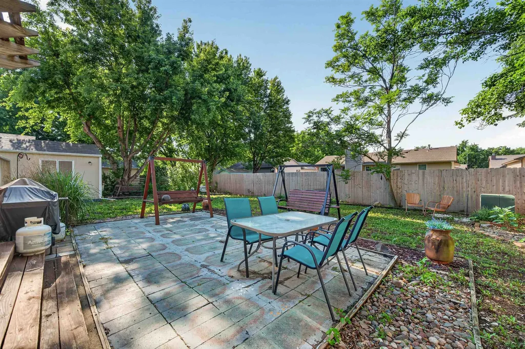 10807 W Par Lane Wichita KS 67212