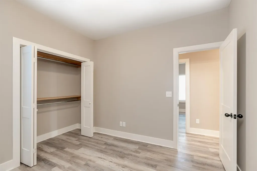 4527 N Sandplum Wichita KS 67205