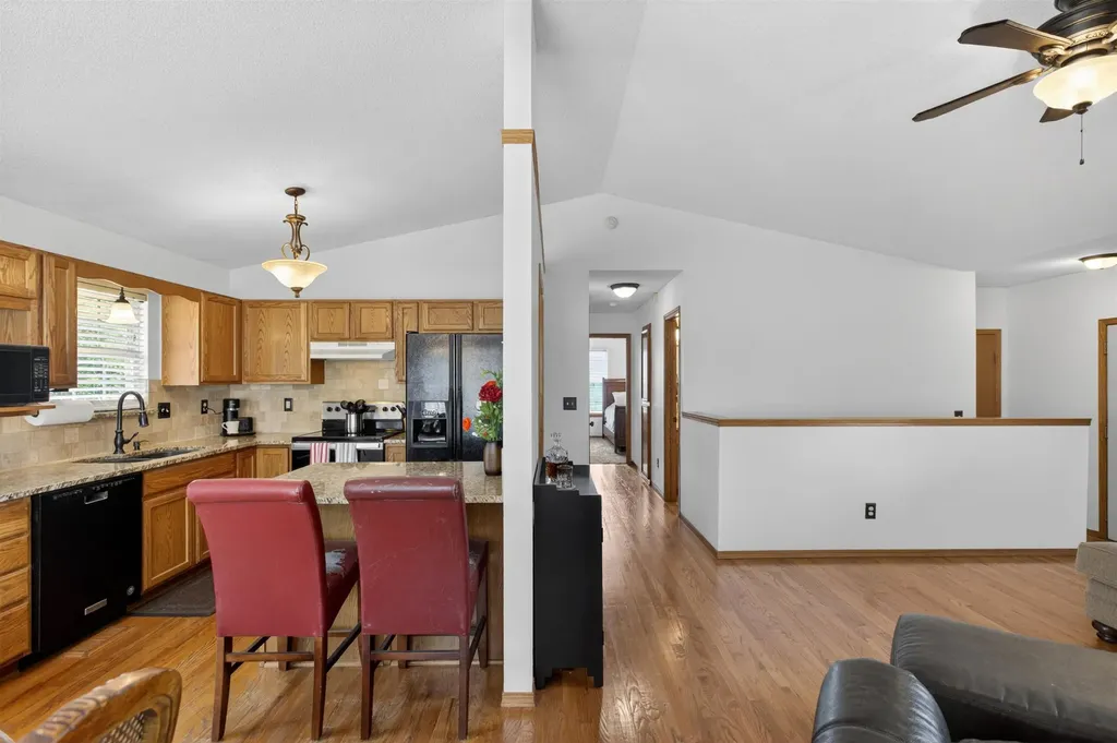 1744 N Country Walk Lane Mulvane KS 67110