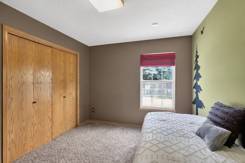 1744 N Country Walk Lane Mulvane KS 67110