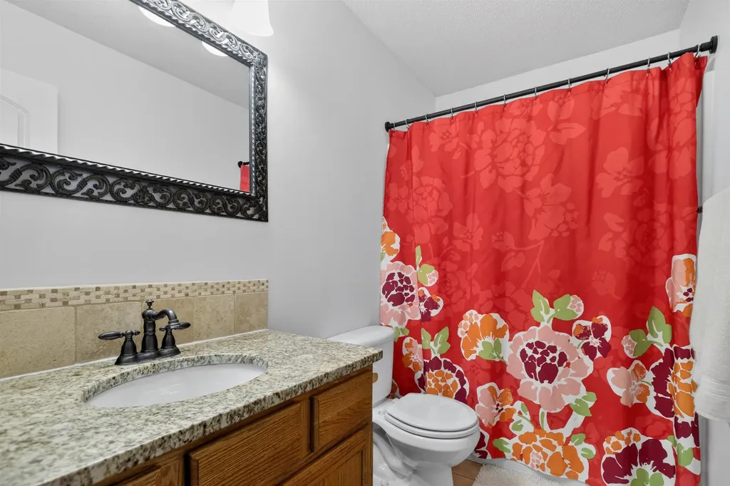 1744 N Country Walk Lane Mulvane KS 67110