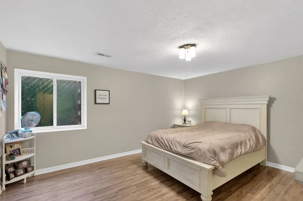 1744 N Country Walk Lane Mulvane KS 67110