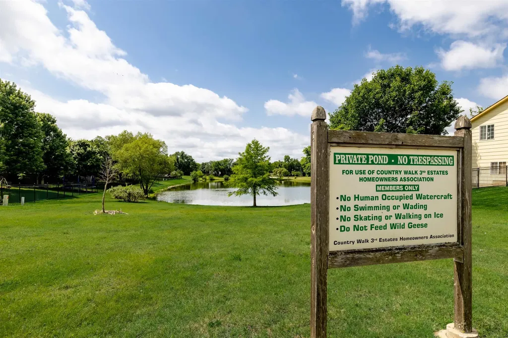 1744 N Country Walk Lane Mulvane KS 67110
