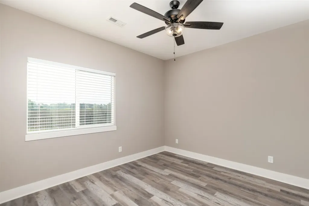 4463 N Sandplum Wichita KS 67205