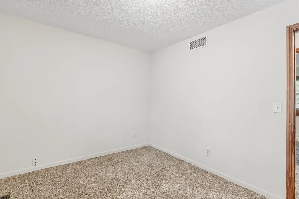 636 Dublin Drive Andover KS 67002