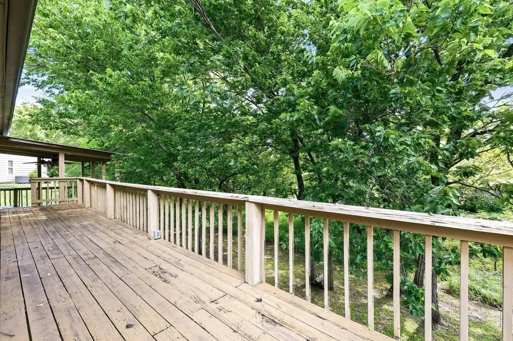 636 Dublin Drive Andover KS 67002