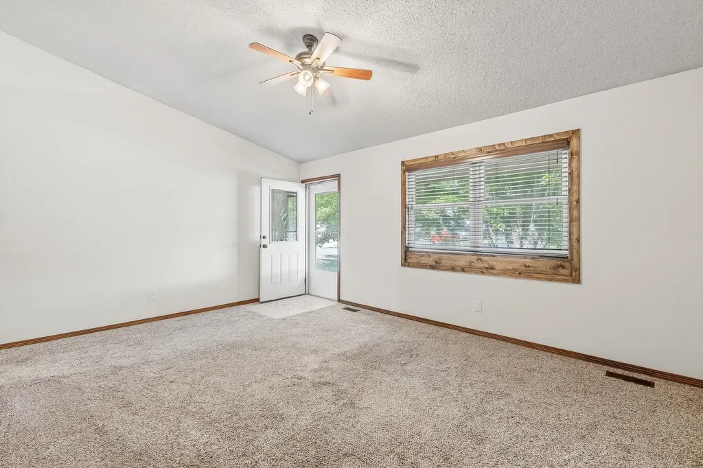 636 Dublin Drive Andover KS 67002