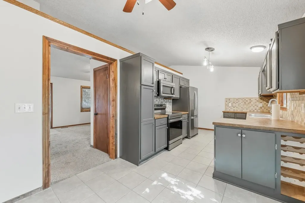 636 Dublin Drive Andover KS 67002