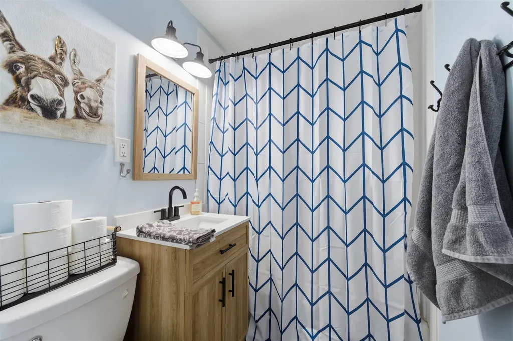 1610 E Evanston Park City KS 67219