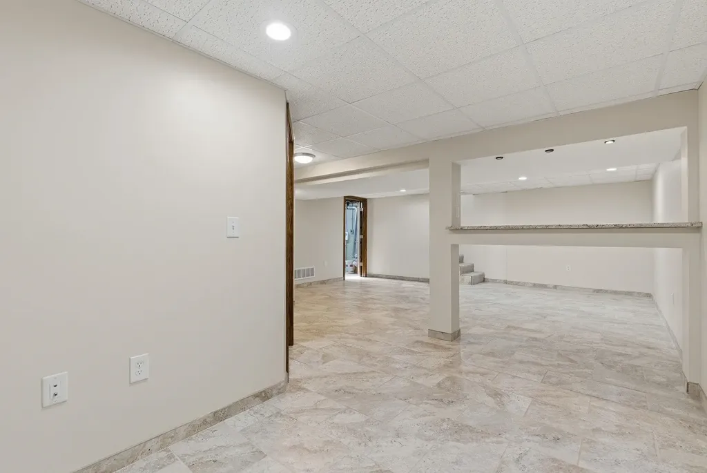 710 N Anna Street Wichita KS 67212