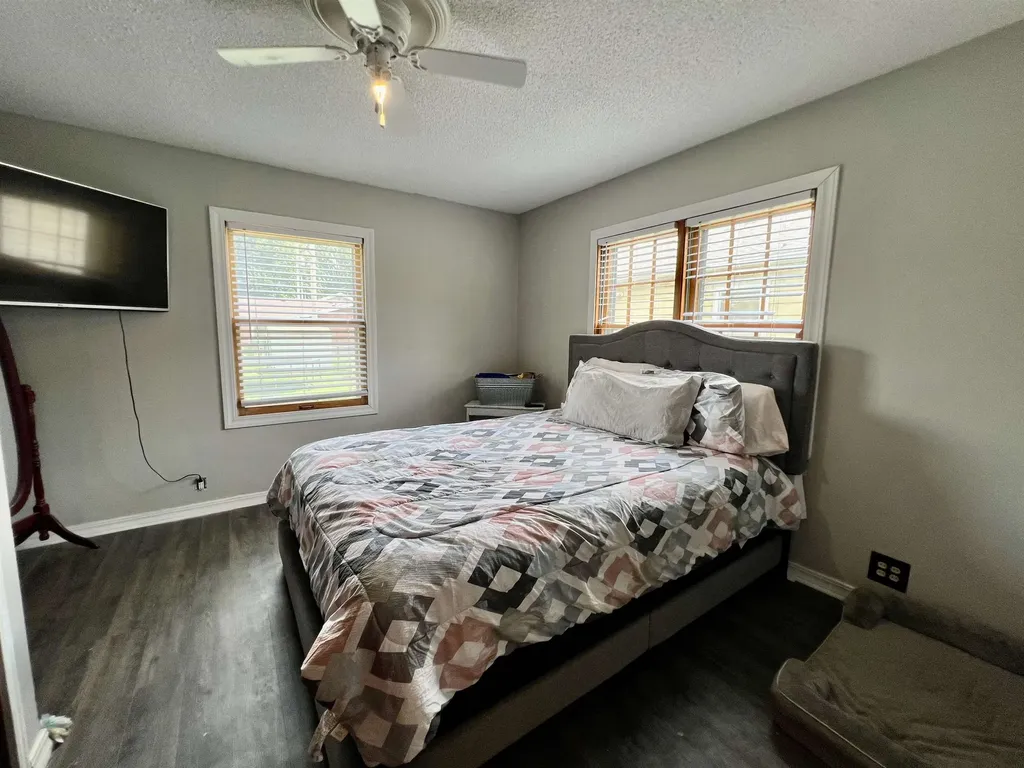 1208 N 2nd Arkansas City KS 67005
