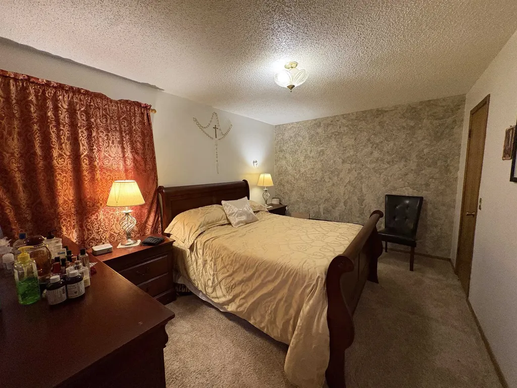 6528 W Oneil Wichita KS 67212