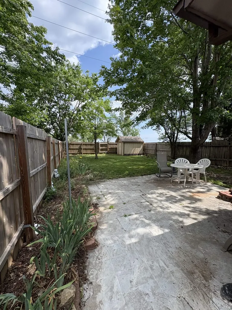 6528 W Oneil Wichita KS 67212