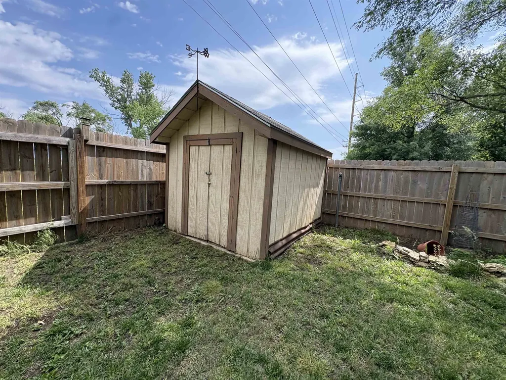 6528 W Oneil Wichita KS 67212
