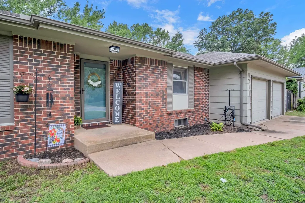 5711 E 20th Street N Wichita KS 67208