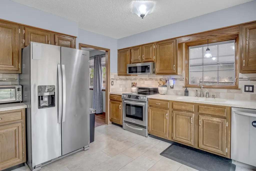 5711 E 20th Street N Wichita KS 67208