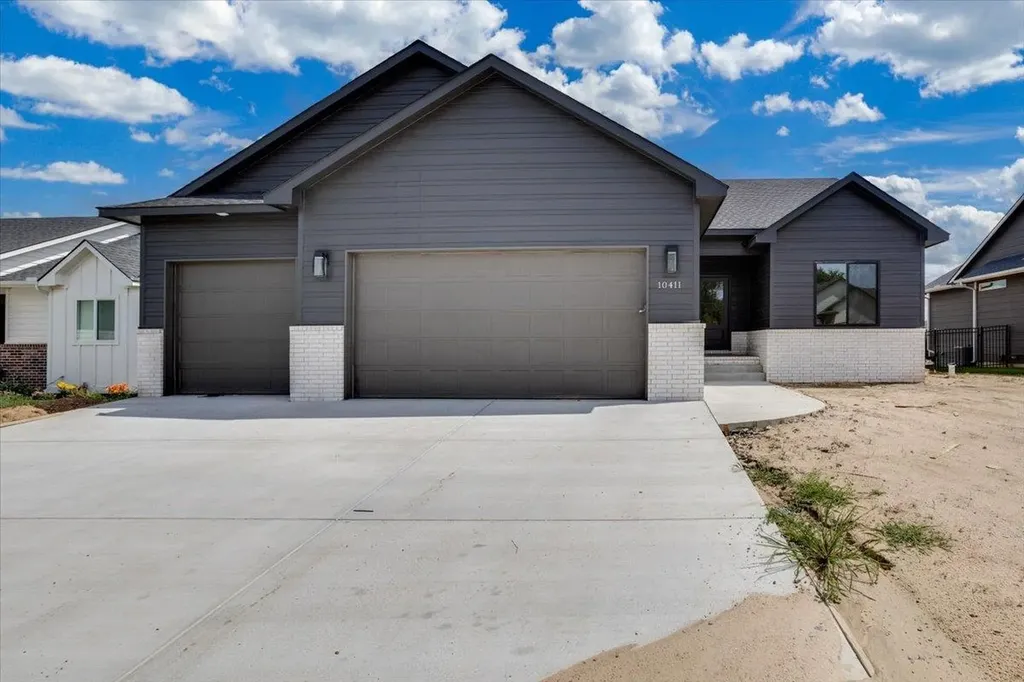 10411 W Graber Circle Wichita KS 67215