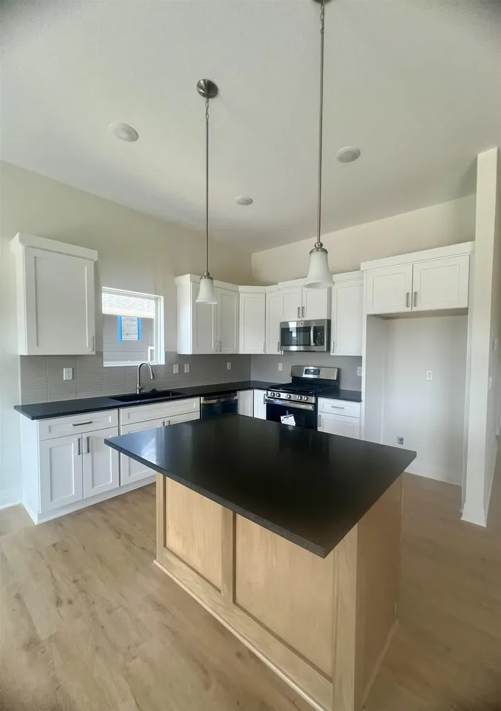 10411 W Graber Circle Wichita KS 67215