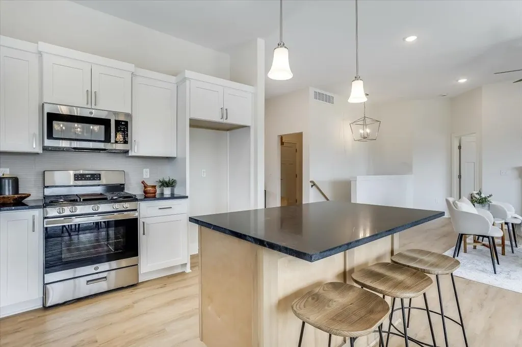 10411 W Graber Circle Wichita KS 67215