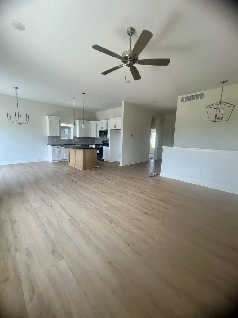 10411 W Graber Circle Wichita KS 67215