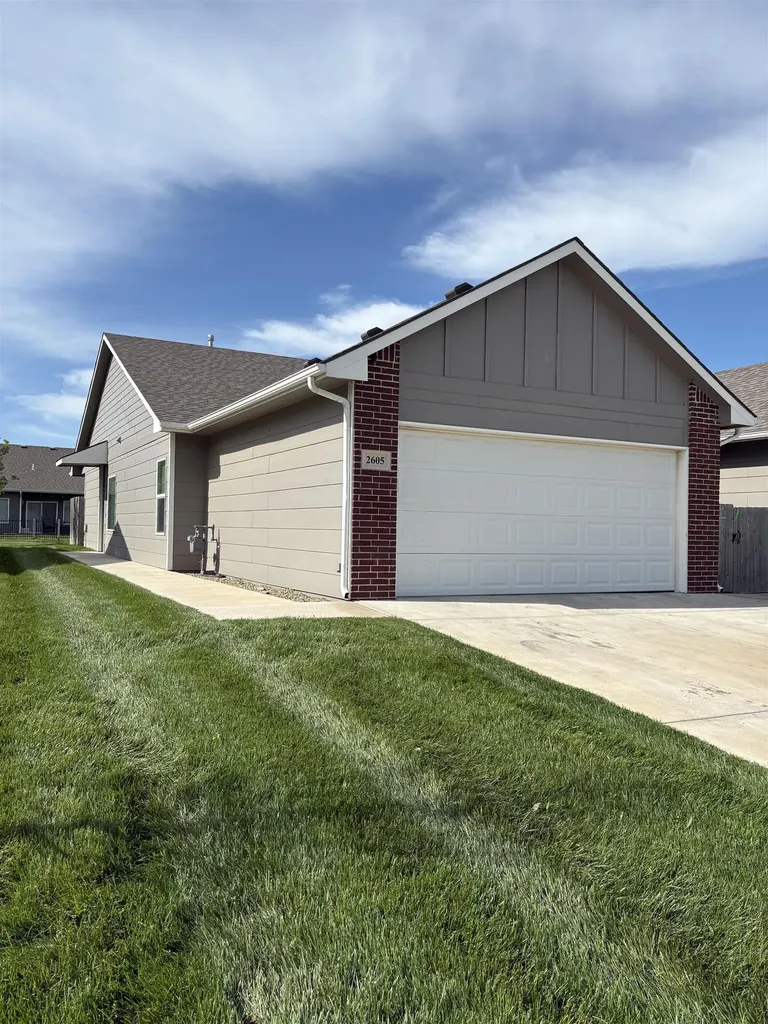 2605 W 55th Street N Wichita KS 67204