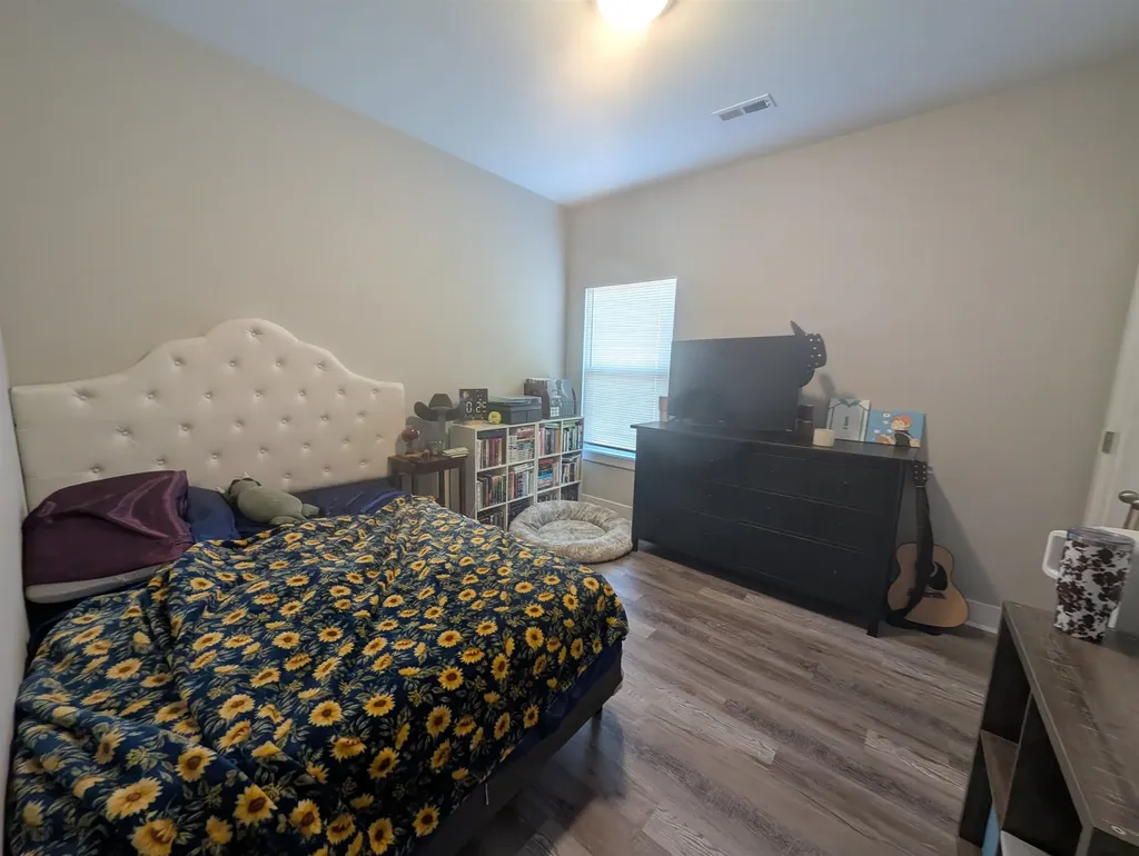 3846-3848 S Bluelake Street Wichita KS 67215