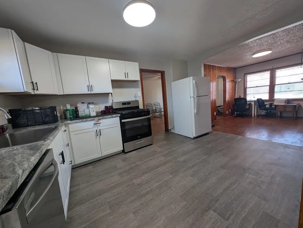 3334 S Seneca Street Wichita KS 67217