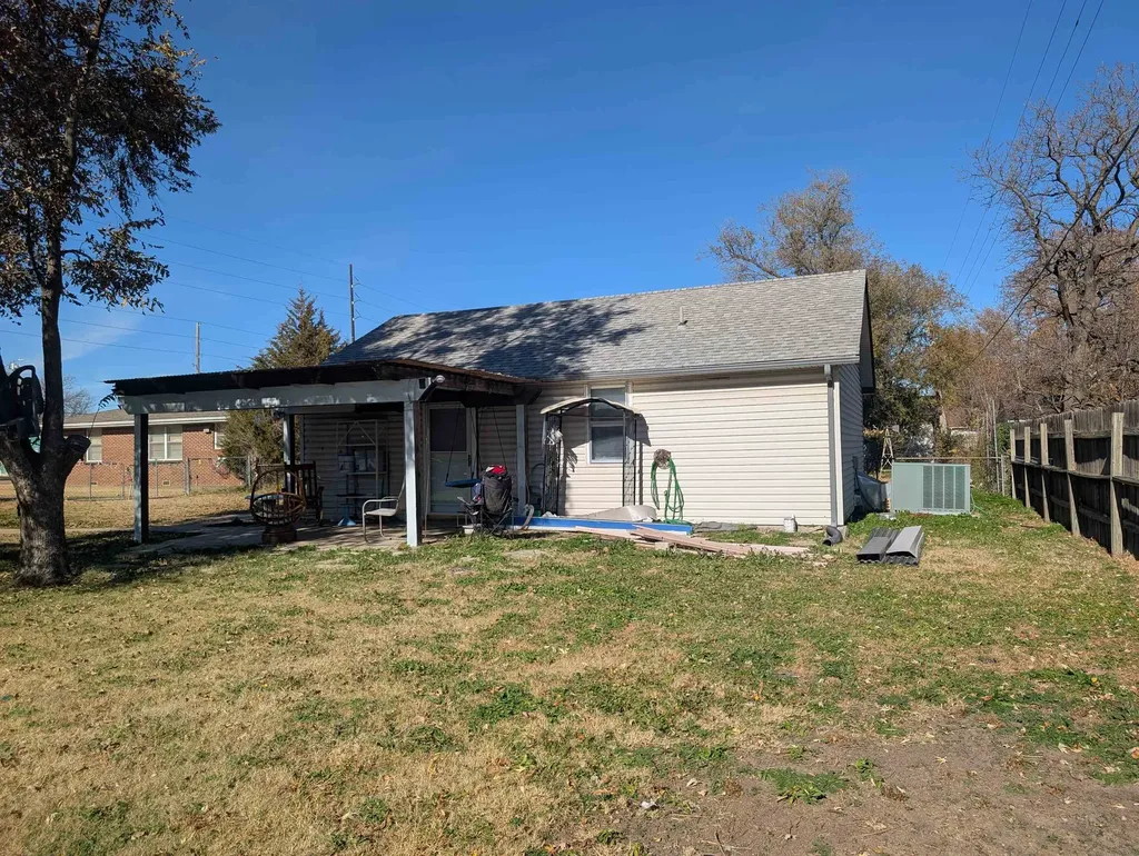 3334 S Seneca Street Wichita KS 67217