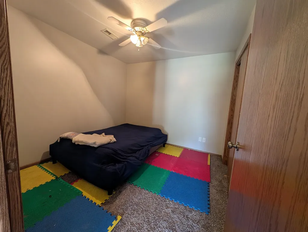 3334 S Seneca Street Wichita KS 67217