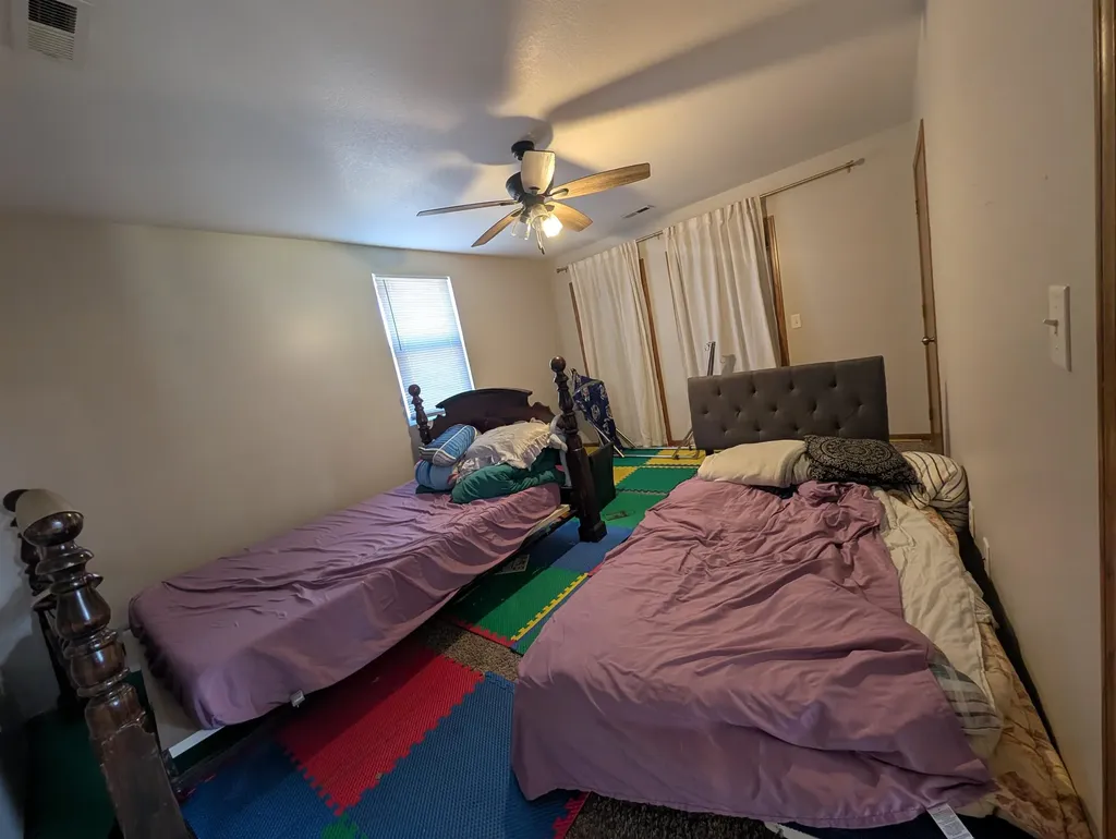 3334 S Seneca Street Wichita KS 67217