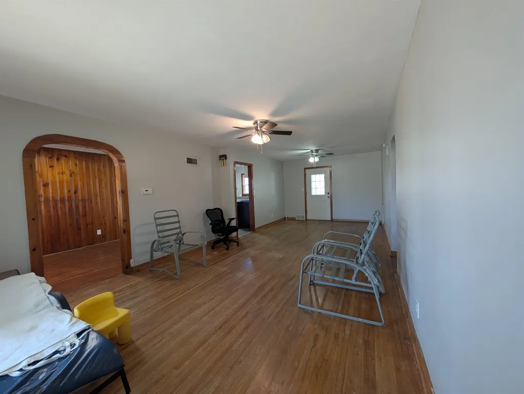 3334 S Seneca Street Wichita KS 67217