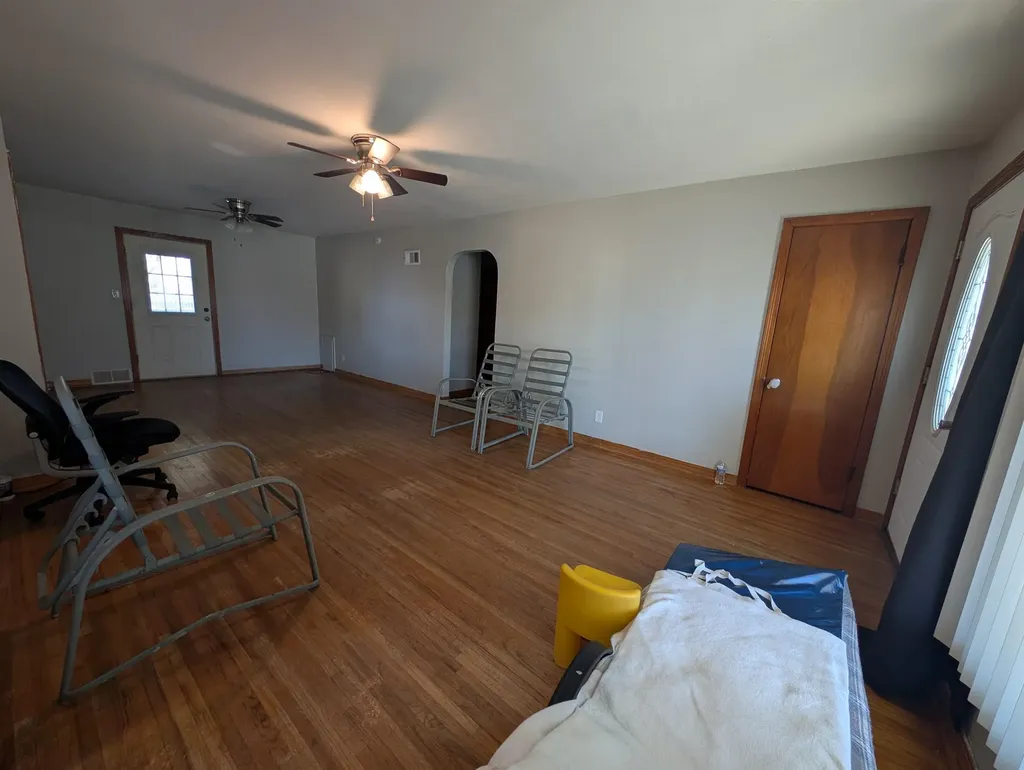 3334 S Seneca Street Wichita KS 67217